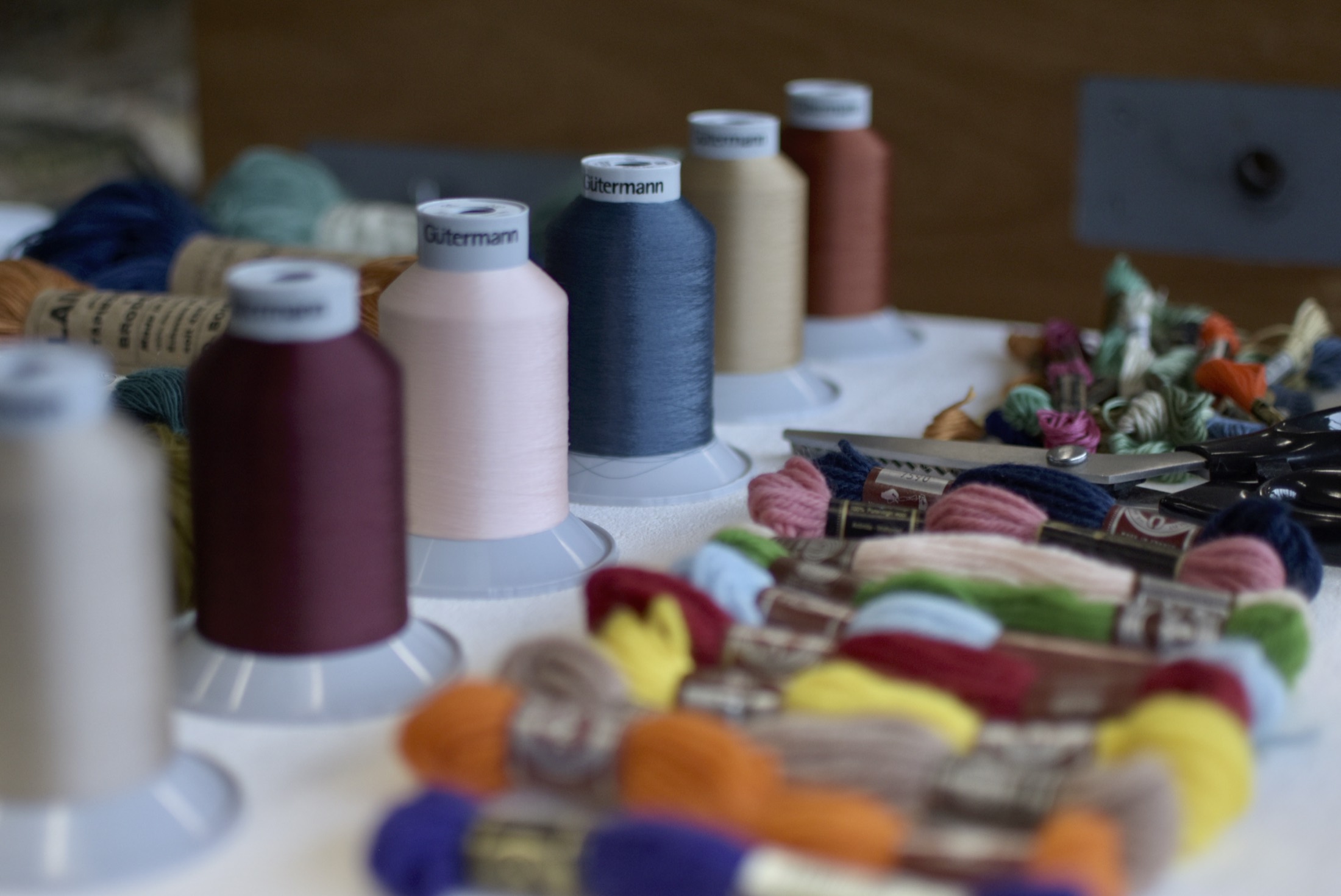 Fils et teintures de restauration